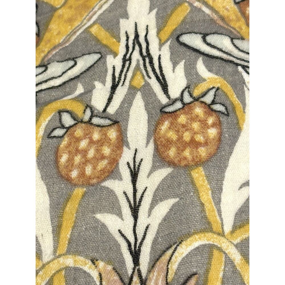 William Morris & Co Strawberry Thief Throw Blanket Cotton Gauze Fleece Grey NWT - Picture 12 of 13